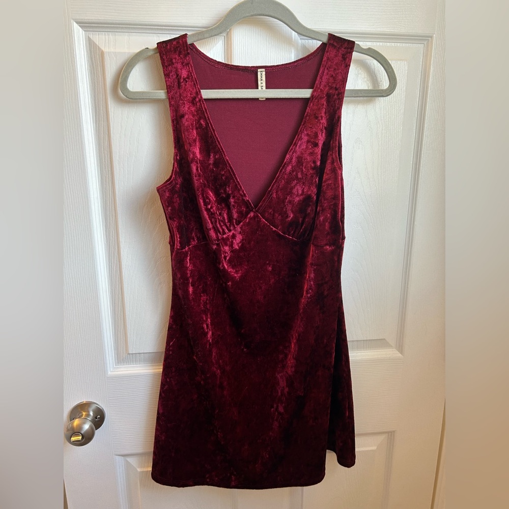 Emma & Sam Velvet dress
